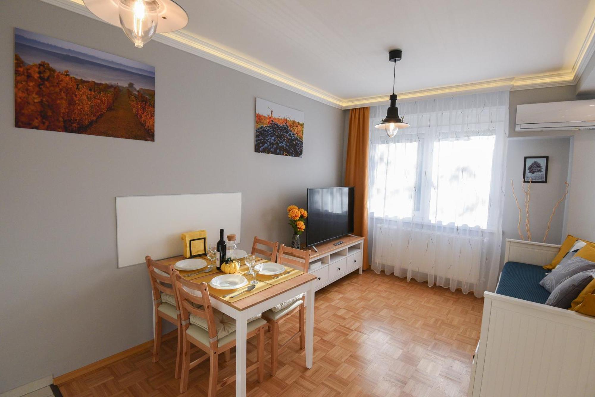 Vitalis Apartman Eger Luaran gambar