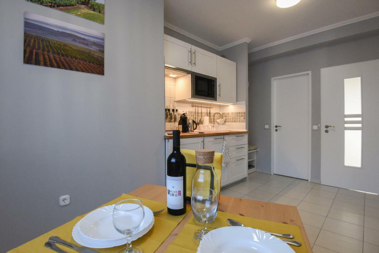 Vitalis Apartman Eger Luaran gambar